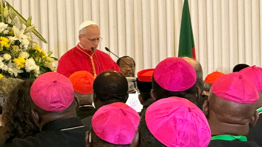 Pape,Cameroun,Paul Biya