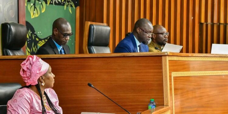 Projet de loi de finances rectificative au Sénégal : Pastef veut-il mettre le pays à feu et à sang ?