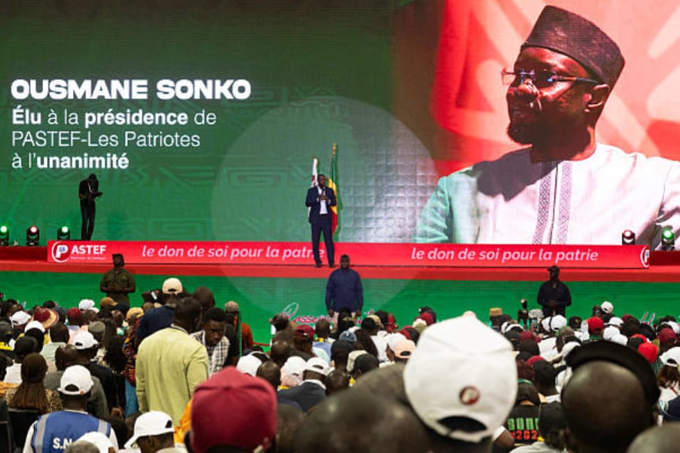 Sénégal| De la machine électorale à la charte doctrinale : Comment Ousmane Sonko a constitutionnalisé l’idéologie du PASTEF