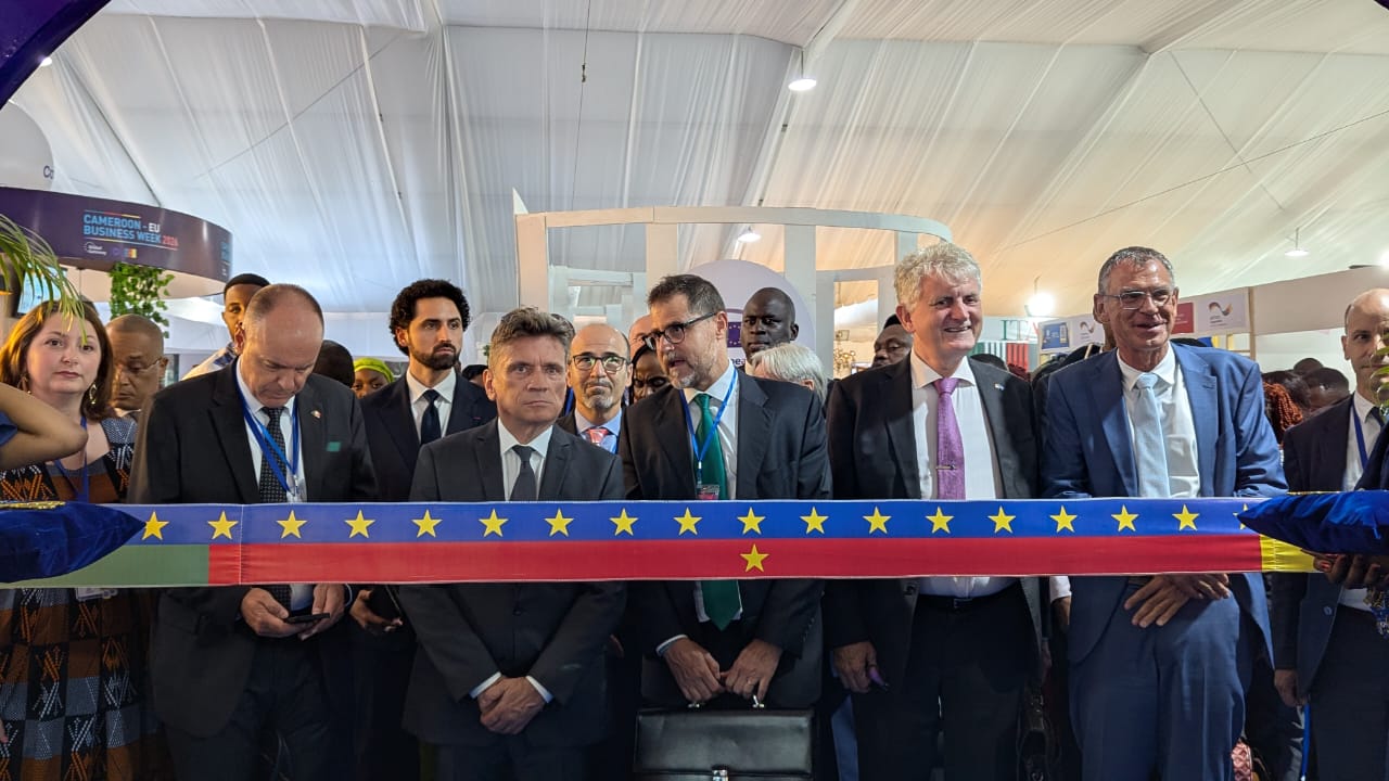 Cameroun| « NOTRE RESPONSABILITÉ, C&rsquo;EST DE RENDRE ÇA POSSIBLE » : Paul Tasong fixe le rôle de l&rsquo;État dans le rapprochement des secteurs privés camerounais et européen