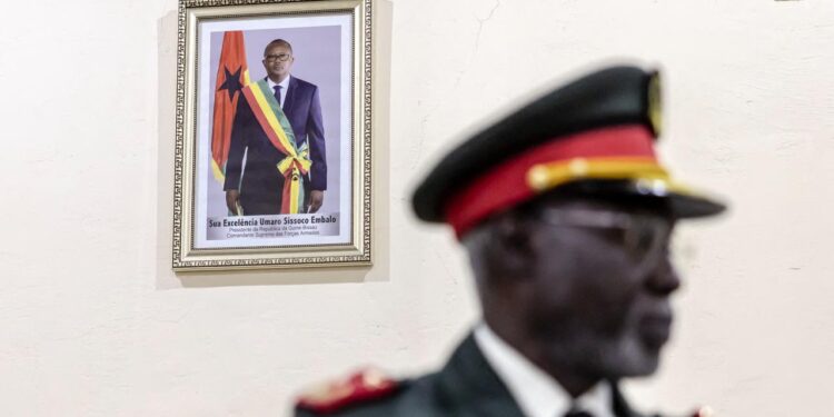 Guinée-Bissau|Comment l&rsquo;armée a rendu Umaro Sissoco Embaló « politiquement indésirable »